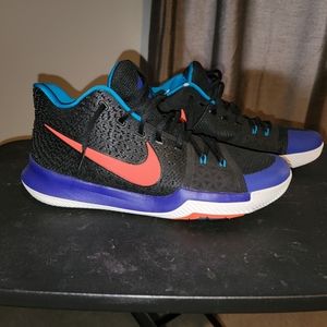 Nike Kyrie 3 Men's sz 13